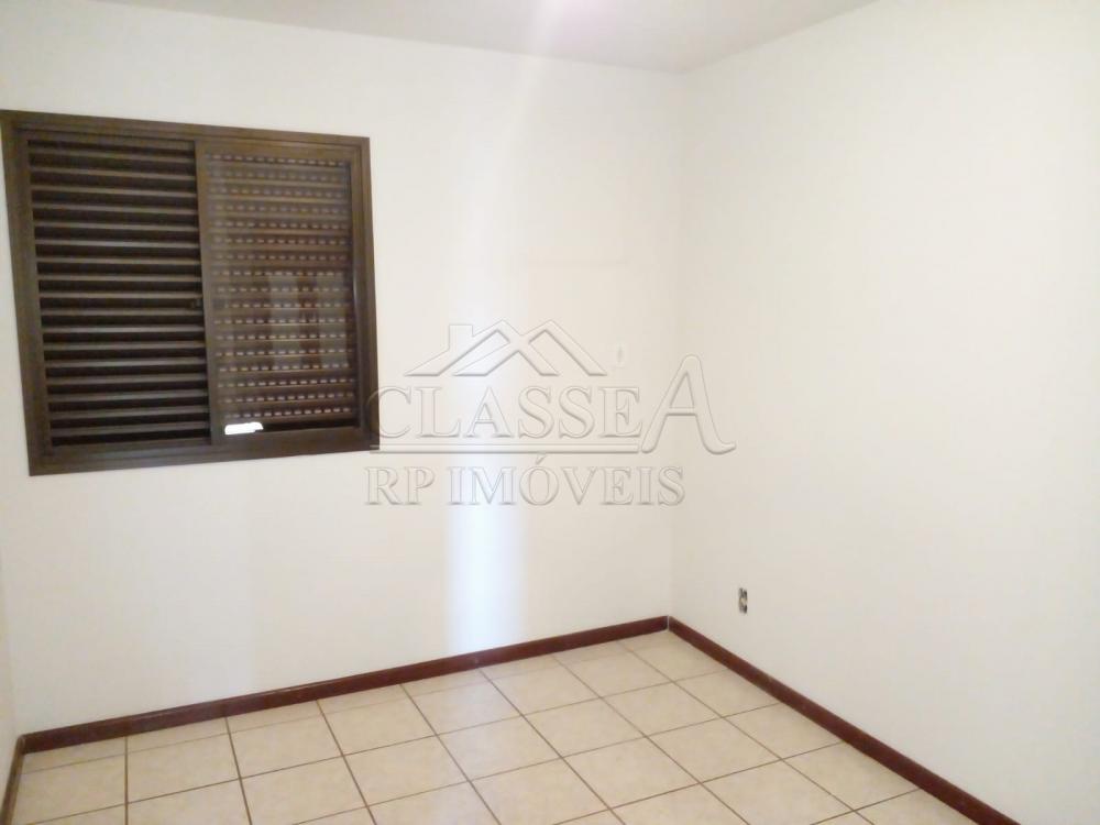 Alugar Apartamento / Padrão em Ribeirão Preto R$ 760,00 - Foto 13