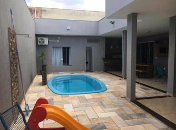 Alugar Casa / Padrão em Ribeirão Preto. apenas R$ 650.000,00
