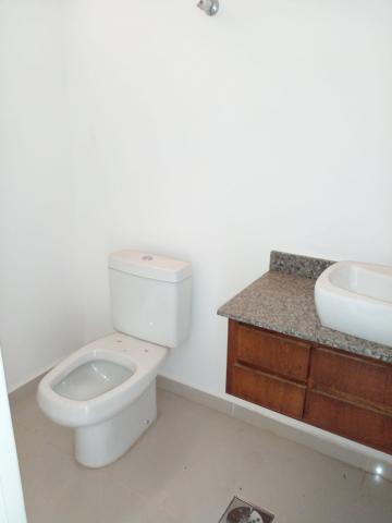 Alugar Apartamento / Padrão em Ribeirão Preto. apenas R$ 600.000,00