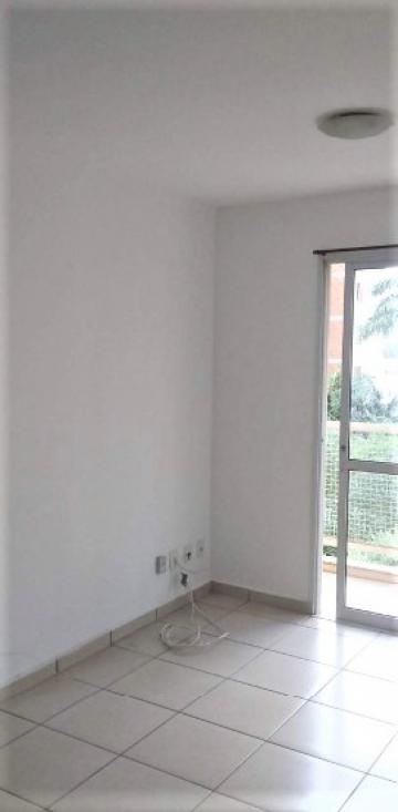 Alugar Apartamento / Padrão em Ribeirão Preto. apenas R$ 240.000,00